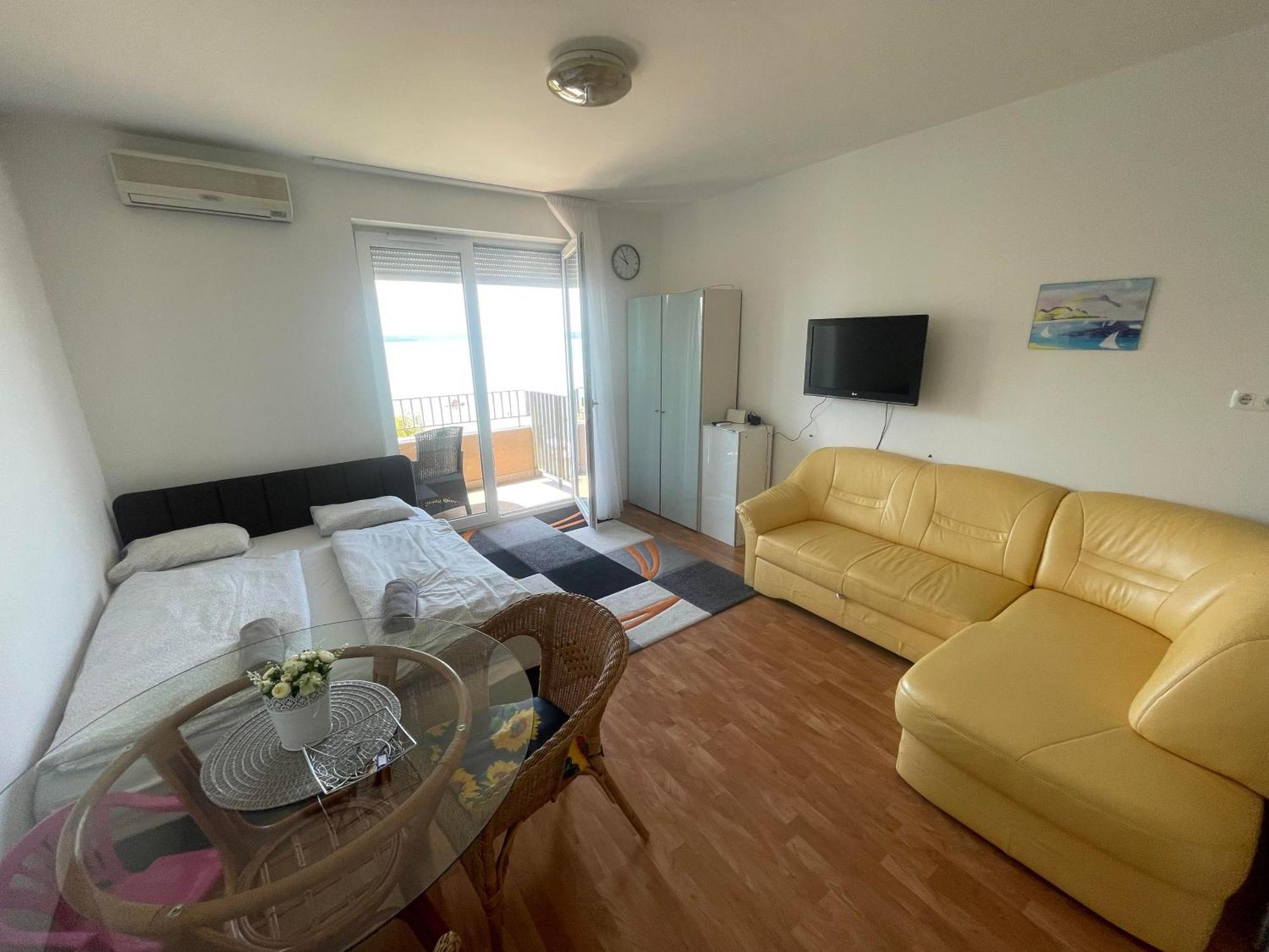 Club218 Holiday Apartman Siofok Exterior photo